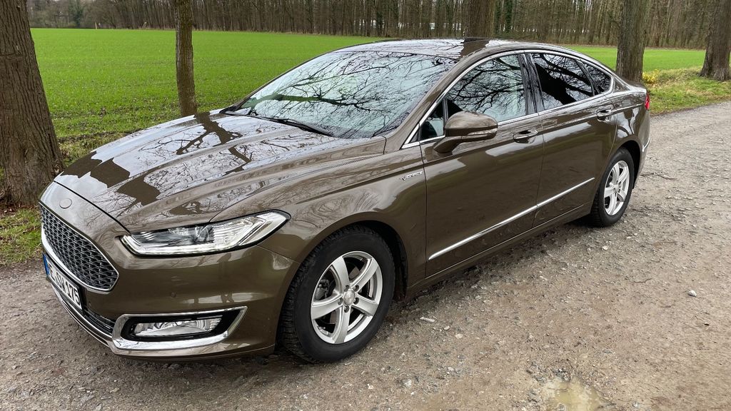Ford Mondeo 122.380 km 15.200 € Ratingen 40885