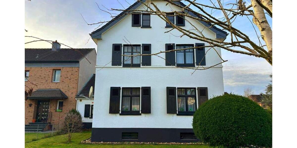 Einfamilienhaus Leverkusen Bürrig - 7 Zimmer, 155 m&sup2;, 698.000&euro; | Angebot:24721315