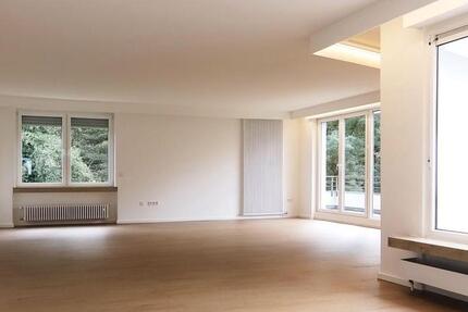 Haus Bergisch Gladbach Alt-Frankenforst - 5 Zimmer, 250 m&sup2;, 2.200&euro; | Angebot:24719236