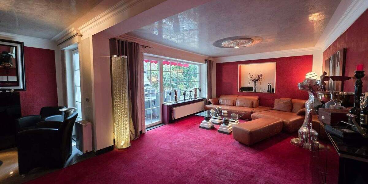 Mehrfamilienhaus, Wohnhaus Velbert Tönisheide - 4 Zimmer, 220 m&sup2;, 820.000&euro; | Angebot:25733905