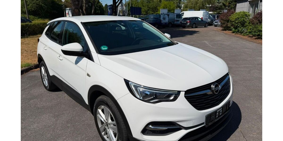 Opel Grandland (X) 95.000 km 12.490 &euro; Langenfeld 40764