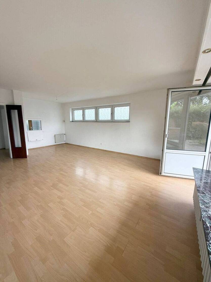 Charmantes Dreifamilienhaus in bester Lage von Baumberg. 9 zimmer