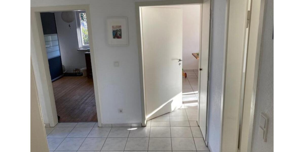 Erdgeschoßwohnung Hattingen Blankenstein - 2.5 Zimmer, 97 m&sup2;, 1.000&euro; | Angebot:25366377