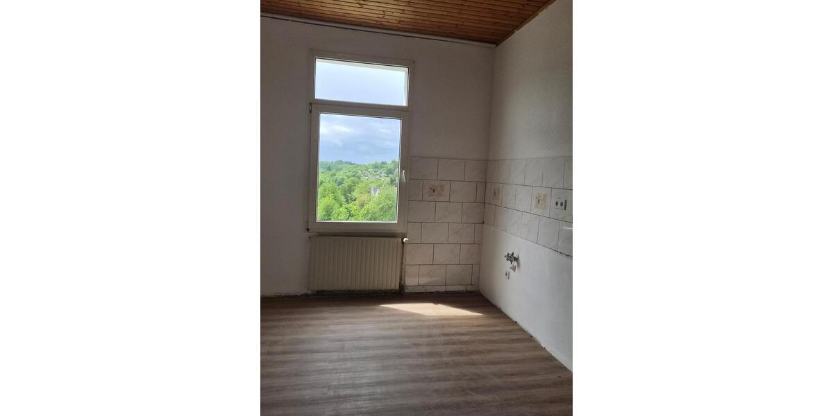 Etagenwohnung Remscheid Remscheid-Süd - 3 Zimmer, 83 m&sup2;, 550&euro; | Angebot:26642917