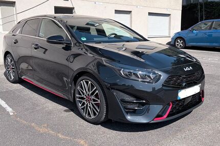Kia pro ceed / ProCeed 33.000 km 27.999 &euro; Leverkusen 51371