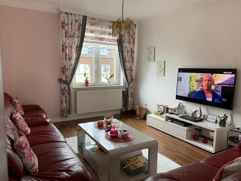 Mehrfamilienhaus mit 5 Wohneinheiten und Garten