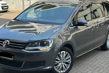 VW Sharan 129.999 km 20.900 &euro; Düsseldorf 40235