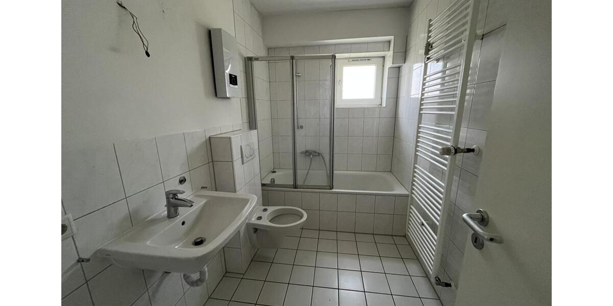 Erdgeschoßwohnung Remscheid Lüttringhausen - 3 Zimmer, 65 m&sup2;, 480&euro; | Angebot:26462521