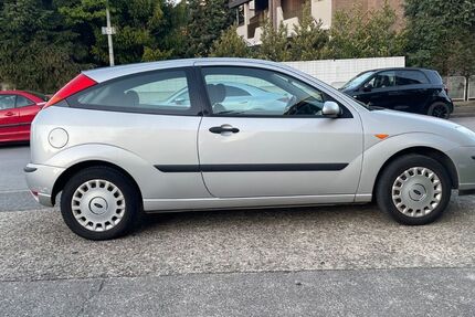 Ford Focus 100.500 km 2.300 &euro; Langenfeld 40764