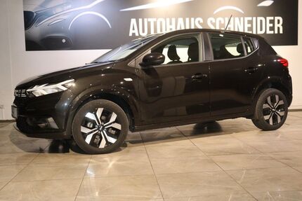 Dacia Sandero 14.183 km 20.900 &euro; Ratingen 40880