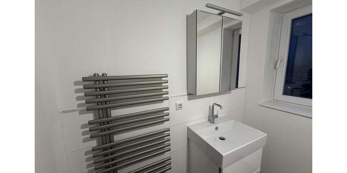 Erdgeschoßwohnung Hückeswagen - 3 Zimmer, 65 m&sup2;, 800&euro; | Angebot:24659837