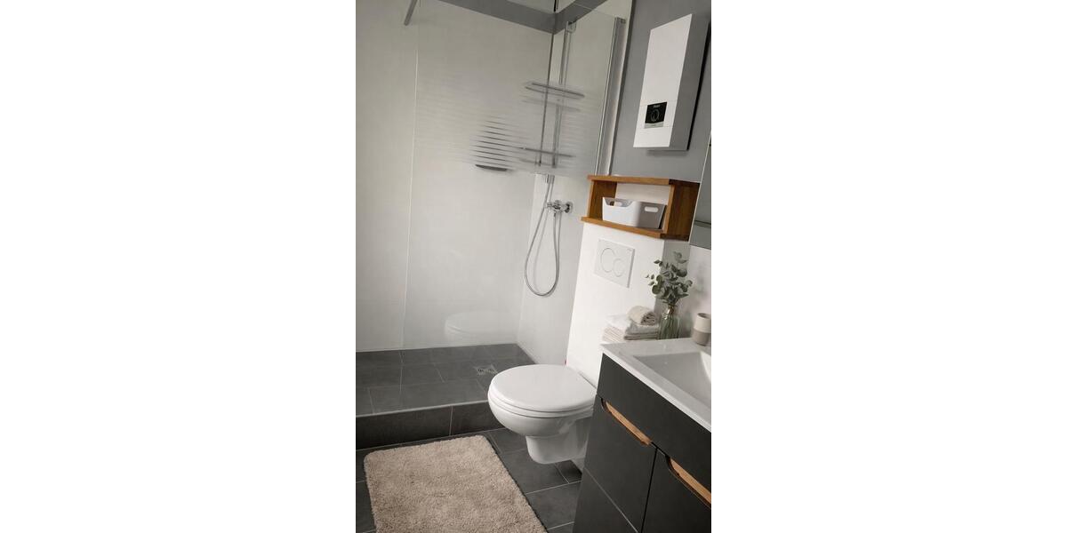 Etagenwohnung Düsseldorf Pempelfort - 2 Zimmer, 40 m&sup2;, 1.460&euro; | Angebot:24625381