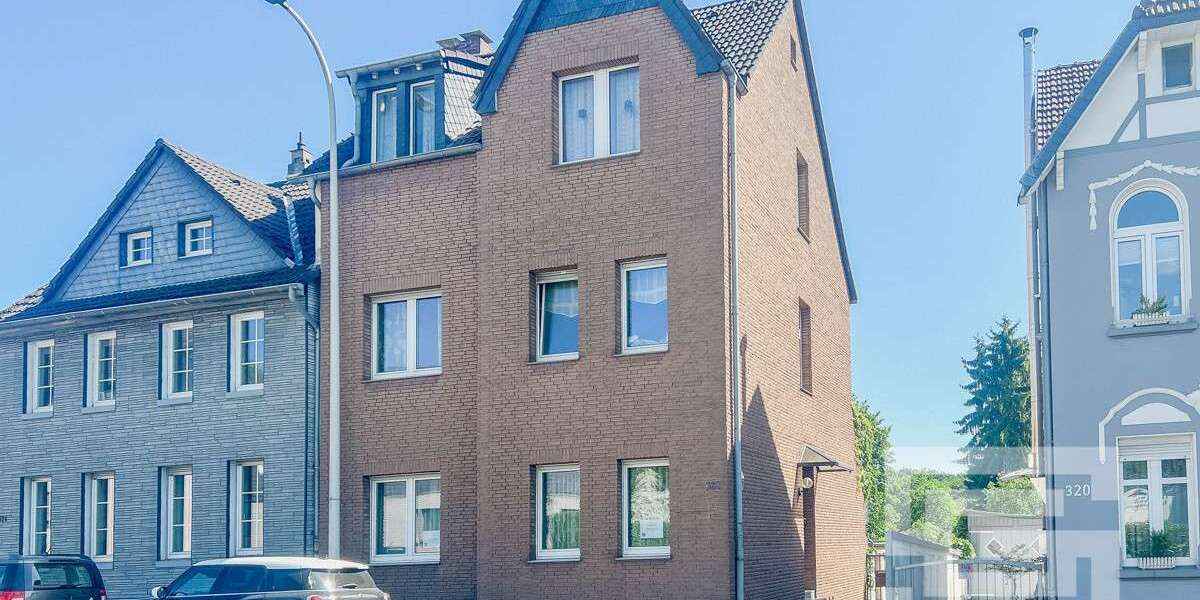 Haus zum Kaufen in Hilden 574.900 € 267.53 m² 9 zimmer