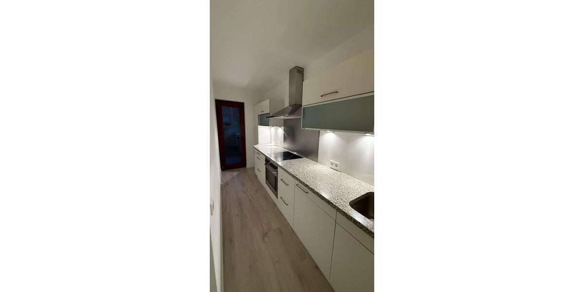 Etagenwohnung Düsseldorf Niederkassel - 2 Zimmer, 56 m&sup2;, 1.200&euro; | Angebot:24785508