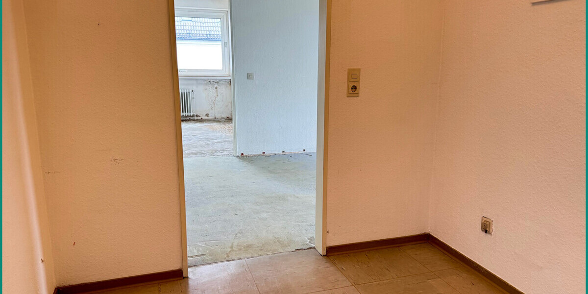 2-ZIMMER-EIGENTUMSWOHNUNG IN GUTER LAGE AM STADTZENTRUM VON RADEVORMWALD, PROVISIONSFREI ! - Etagenwohnung Radevormwald Ispingrade | Angebot:26634557