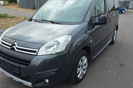 Citroen Berlingo 128.000 km 7.850 &euro; Köln 51105