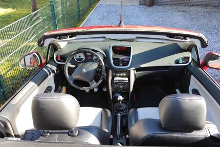 Peugeot 207 201.000 km 1.890 &euro; Velbert 42549