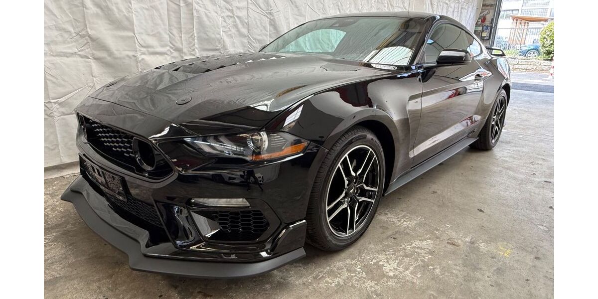 Ford Mustang 50.000 km 30.900 &euro; Düsseldorf 40589