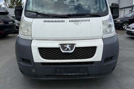 Peugeot Boxer 156.191 km 8.100 &euro; Düsseldorf 40597