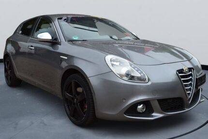 Alfa Romeo Giulietta 110.000 km 9.500 &euro; Bergisch Gladbach 51469