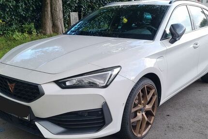 Cupra Leon 62.000 km 21.900 &euro; Wuppertal 42369