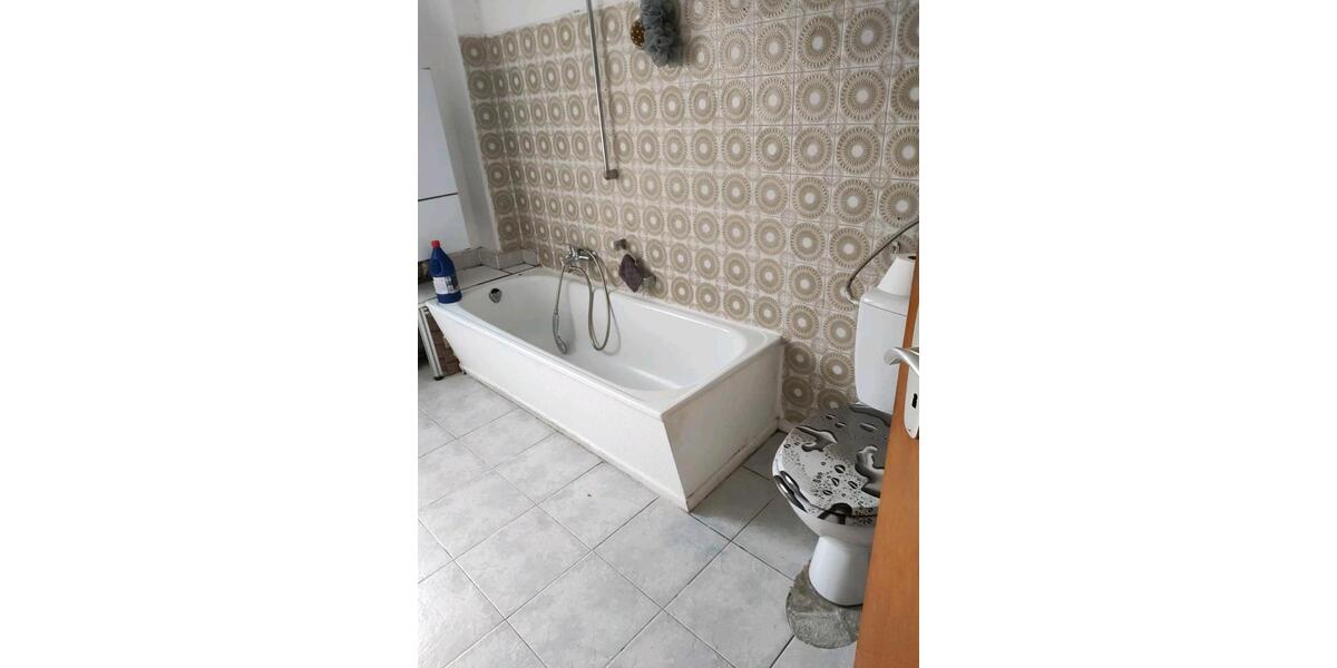 Einfamilienhaus Solingen Wald - 3 Zimmer, 70 m&sup2;, 690&euro; | Angebot:26189039