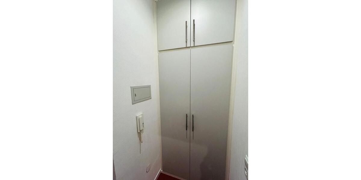 Etagenwohnung Düsseldorf Oberbilk - 1 Zimmer, 42 m&sup2;, 1.250&euro; | Angebot:24475320