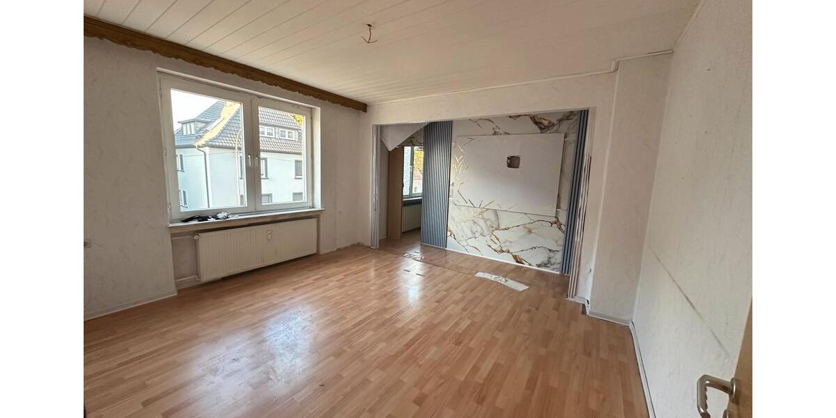 Etagenwohnung Remscheid Lüttringhausen - 4 Zimmer, 90 m&sup2;, 800&euro; | Angebot:27580207