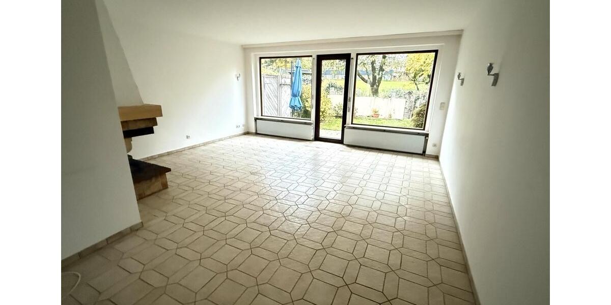 Einfamilien-RMH mit Garten & Garage in RS-Lü – v. Privat zimmer