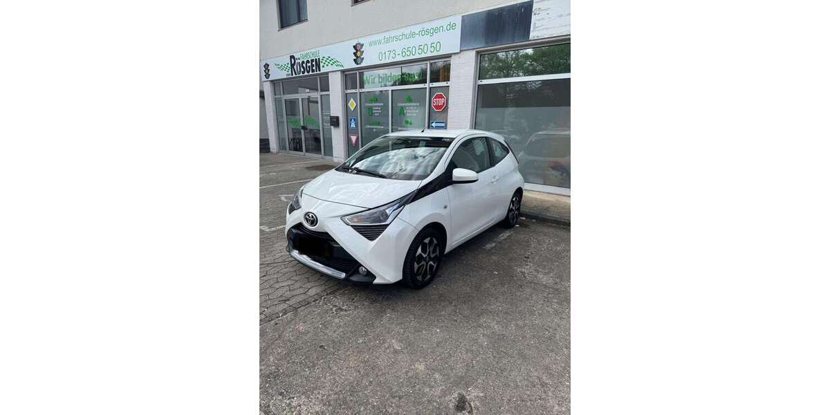 Toyota Aygo 112.240 km 8.900 &euro; Köln 51143