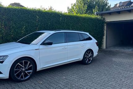 Skoda Superb 152.000 km 20.800 € Hagen 58099
