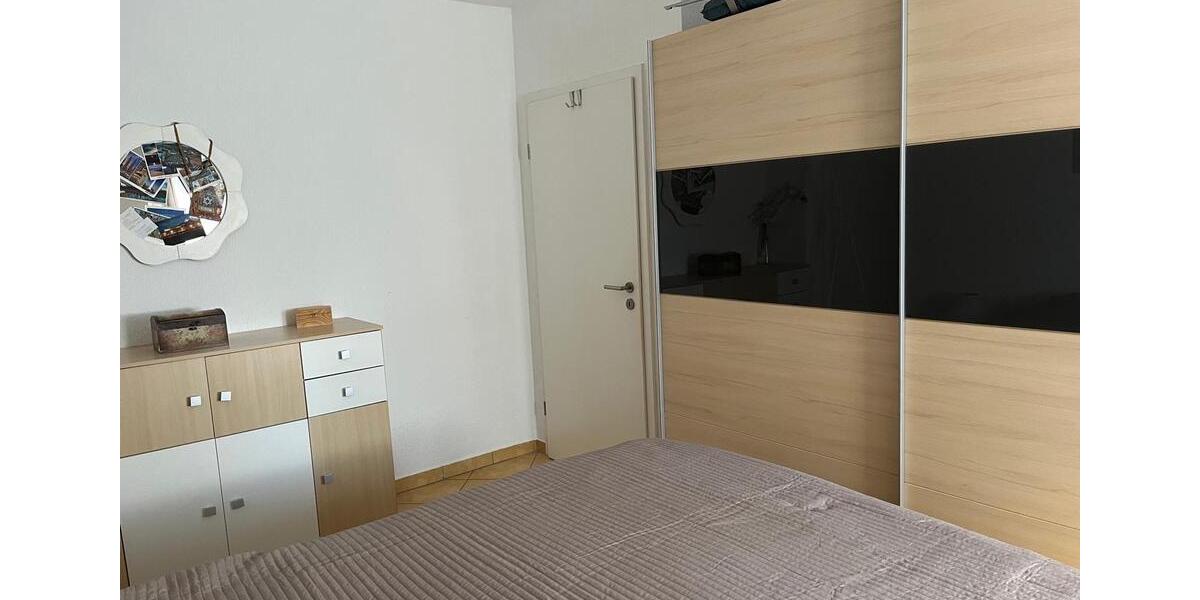 Dachgeschoßwohnung Remscheid Lüttringhausen - 4 Zimmer, 62 m&sup2;, 130.000&euro; | Angebot:24462090