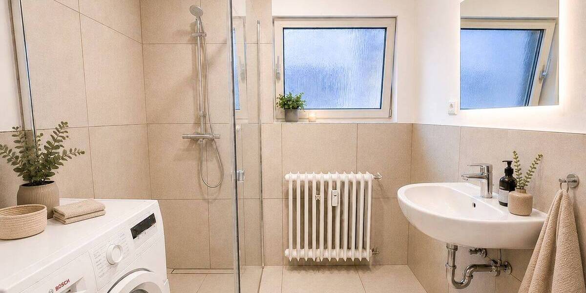 Etagenwohnung Düsseldorf Düsseltal - 3 Zimmer, 86 m&sup2;, 395.000&euro; | Angebot:26920437