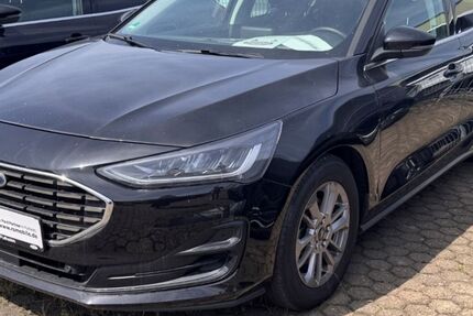 Ford Focus 82.244 km 15.490 &euro; Pulheim 50259