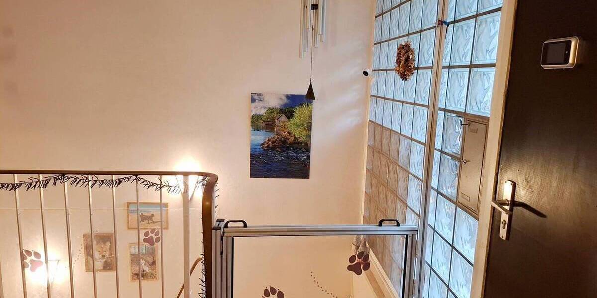 Energetisch sanierte DHH mit Garage in naturnaher Stadtrandlage von Berg. Gladbach-Heiligenstock 4 zimmer