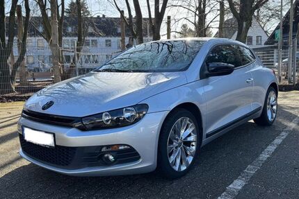 VW Scirocco 114.565 km 7.500 &euro; Bergisch Gladbach 51467