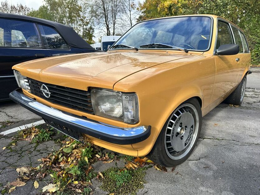 Opel Kadett 127.000 km 23.850 € Wuppertal 42279