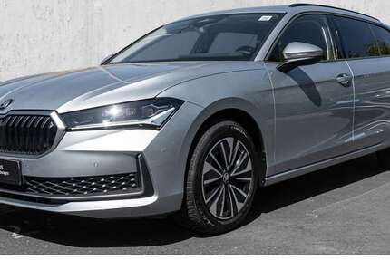 Skoda Superb 27.518 km 32.970 &euro; Düsseldorf 40474