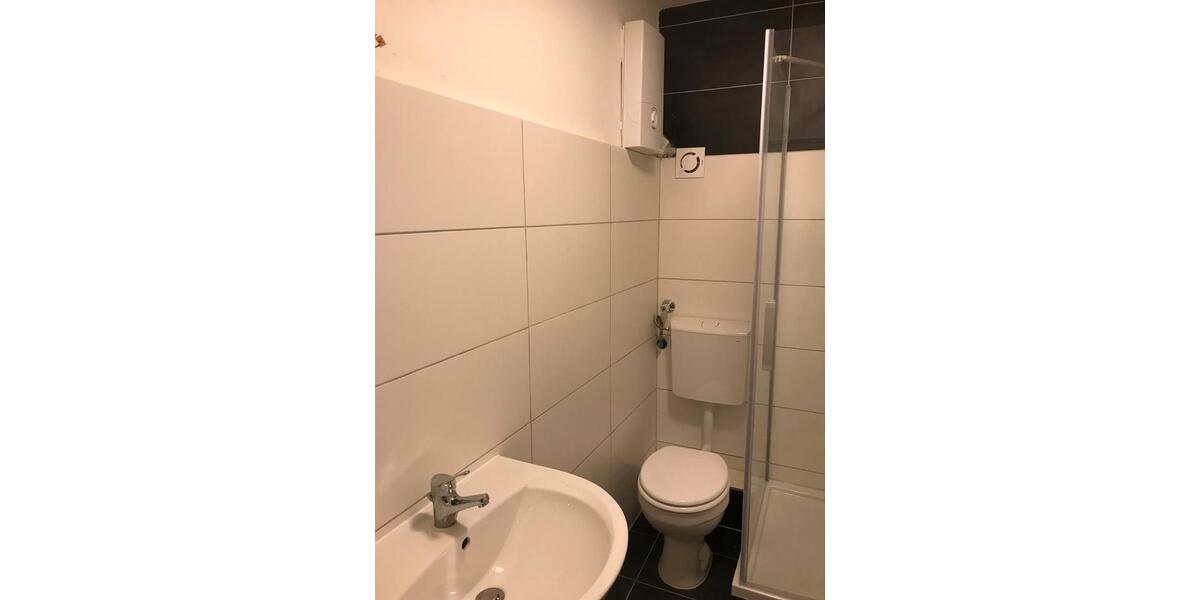 Erdgeschoßwohnung Wuppertal Arrenberg - 1 Zimmer, 45 m&sup2;, 520&euro; | Angebot:23810884