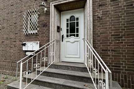 Haus zum Kaufen in Neuss 749.000 € 299 m² 9 zimmer