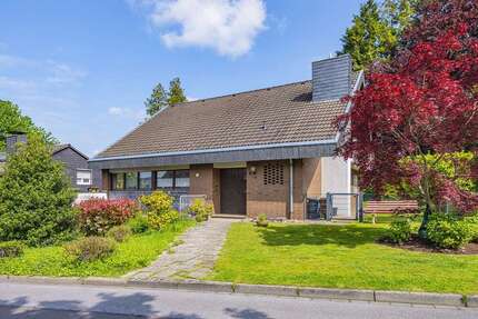 Haus Leichlingen - 8 Zimmer, 158 m&sup2;, 620.000&euro; | Angebot:27181136