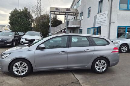 Peugeot 308 300.021 km 3.850 &euro; Hilden 40721