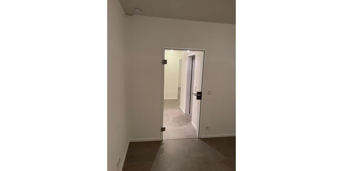 Etagenwohnung Köln Kalk - 1 Zimmer, 42 m&sup2;, 820&euro; | Angebot:24527843