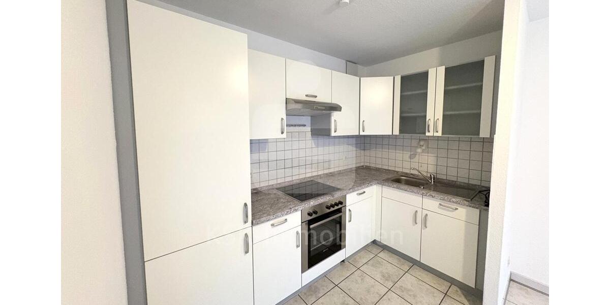 Etagenwohnung Bergisch Gladbach - 2 Zimmer, 61 m&sup2;, 810&euro; | Angebot:24721410