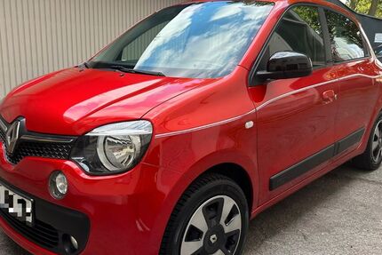 Renault Twingo 65.800 km 8.600 &euro; Düsseldorf 40472