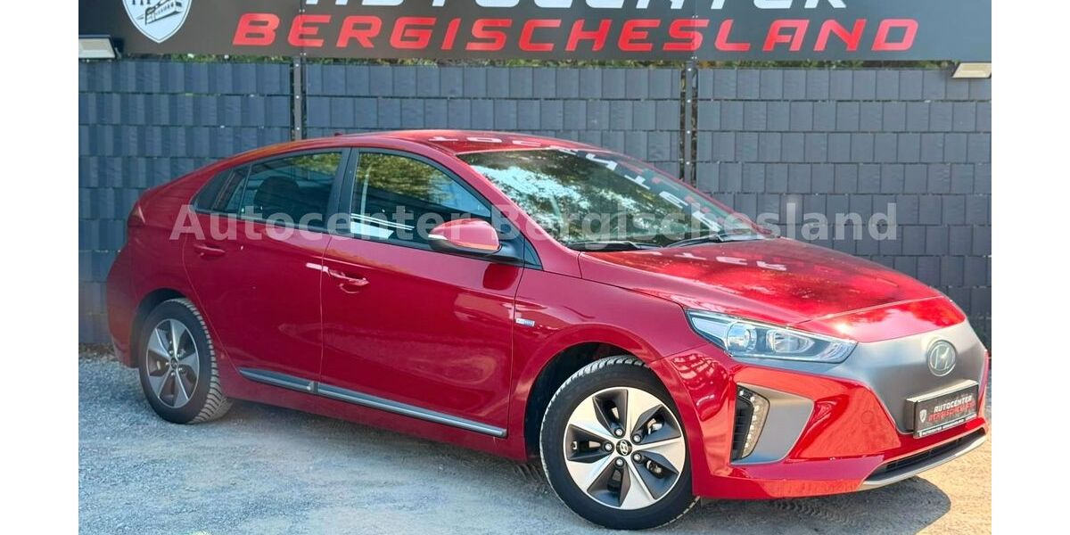 Hyundai IONIQ 7.587 km 19.899 &euro; Wuppertal 42285