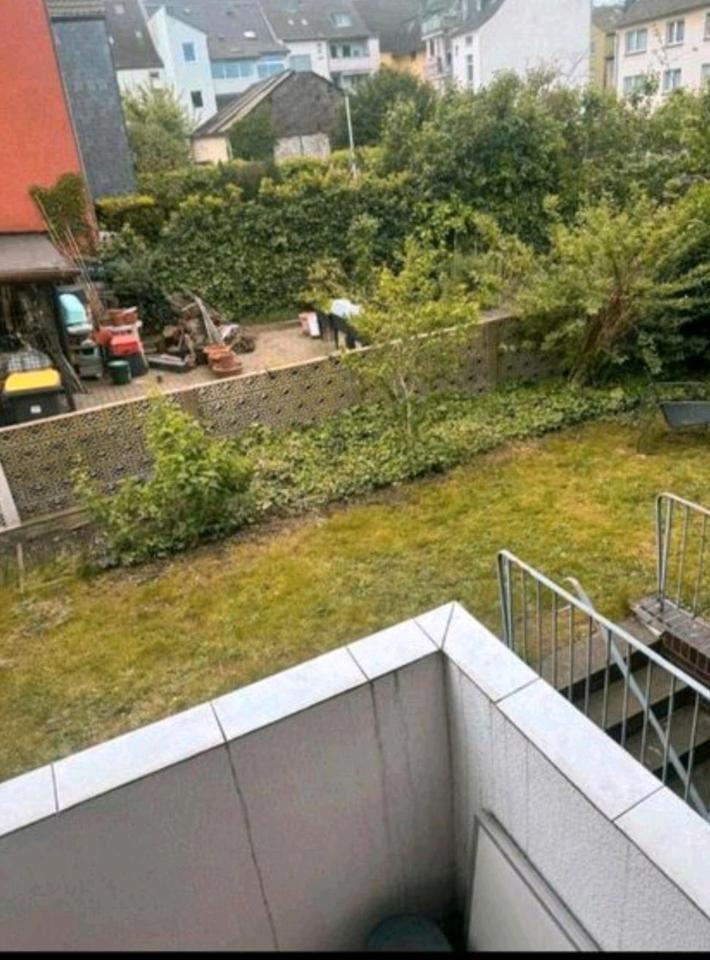 Vollvermietetes Mehrfamilienhaus mit 2 Garagen
