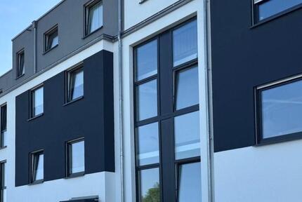 PROVISIONSFREI - neuwertige 4-Raum-Wohnung (gehobene Ausstattung)