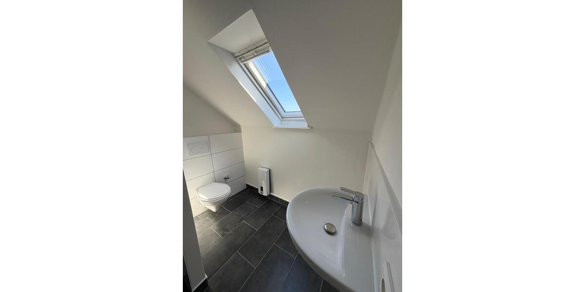 Etagenwohnung Solingen Ohligs - 2 Zimmer, 65 m&sup2;, 880&euro; | Angebot:26461479