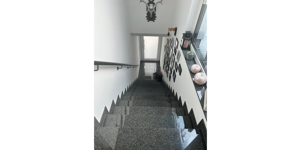 Terrassenwohnung Langenfeld (Rheinland) - 4 Zimmer, 90 m&sup2;, 1.500&euro; | Angebot:26705755